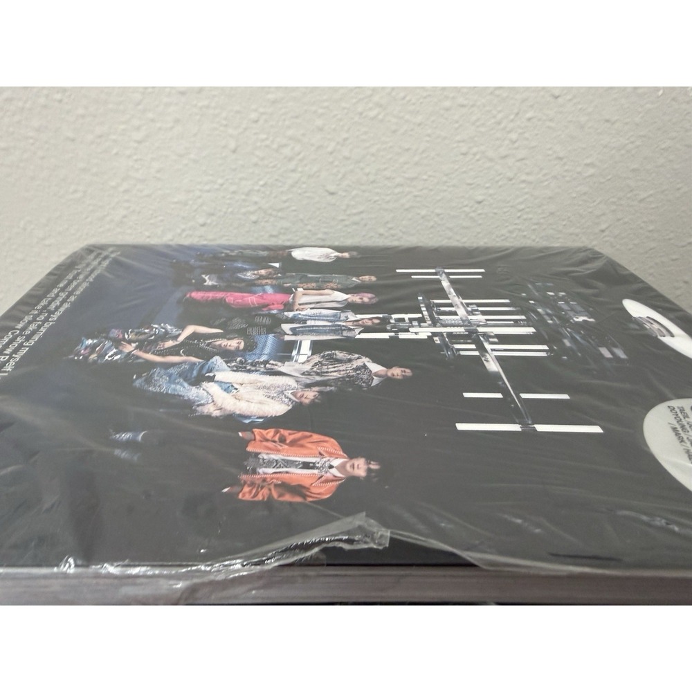 NCT 127 "Fact Check" 5th Album (Exhibit Ver.)‎ – NO PHOTOCARD – Opened - Picture 9 of 13